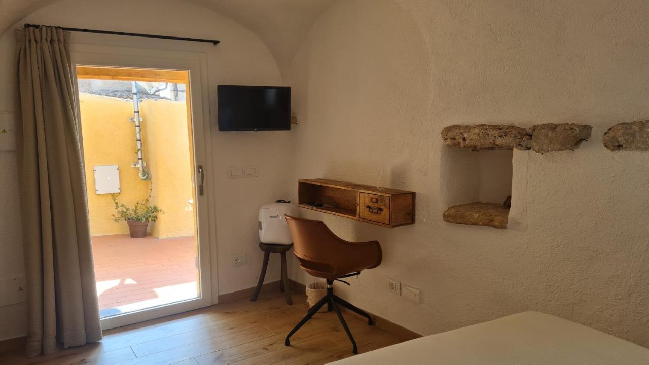 Federico II - Rooms And Breakfast Borgio Verezzi Exterior foto