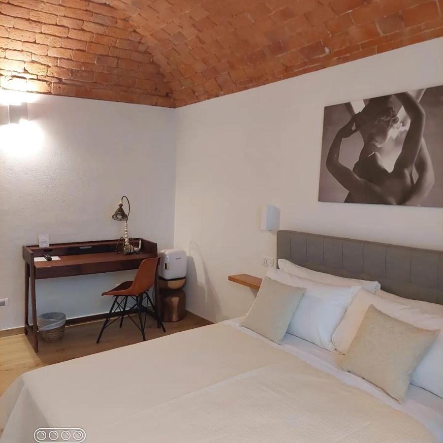 Federico II - Rooms And Breakfast Borgio Verezzi Exterior foto